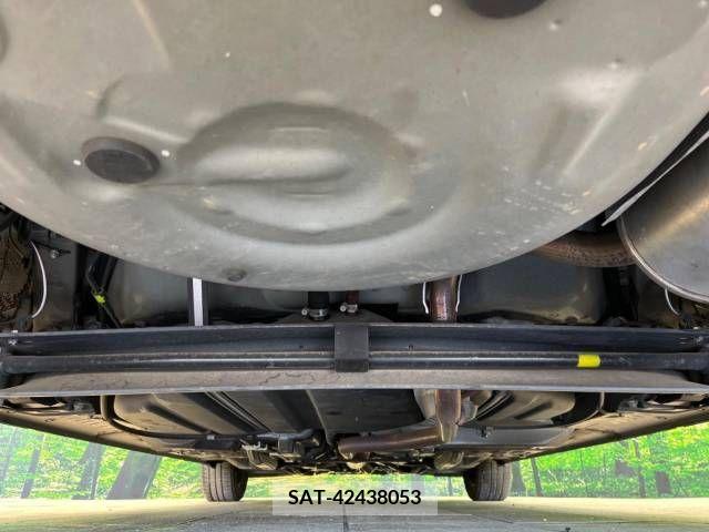 Toyota SIENTA 2016-06 238089-19
