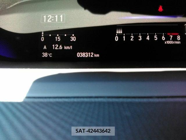 Honda STEP WGN 2018-02 368815-19