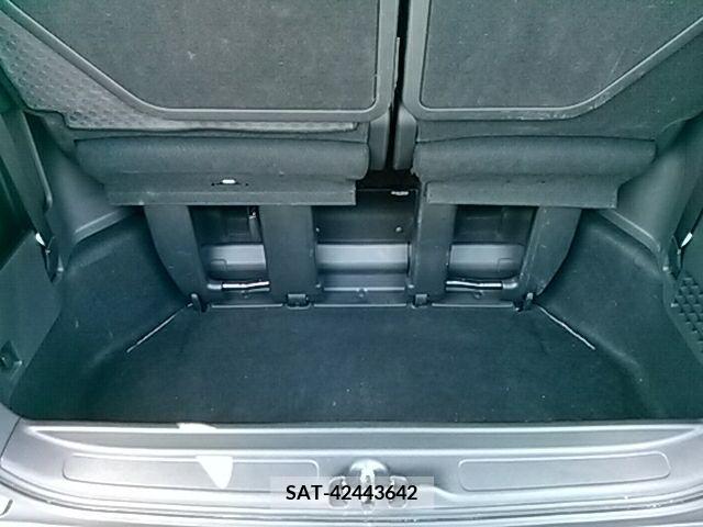 Honda STEP WGN 2018-02 368815-16