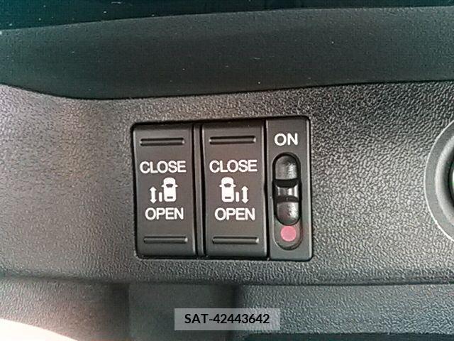 Honda STEP WGN 2018-02 368815-10