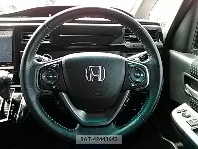 Honda STEP WGN 2018-02 368815-8