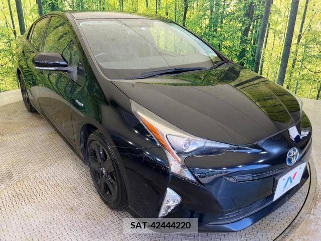 Toyota PRIUS 2016-04 366591-16