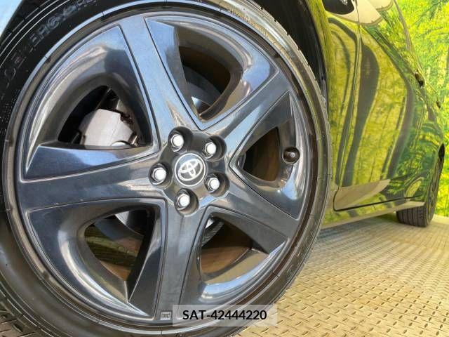 Toyota PRIUS 2016-04 366591-13