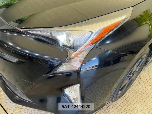 Toyota PRIUS 2016-04 366591-12