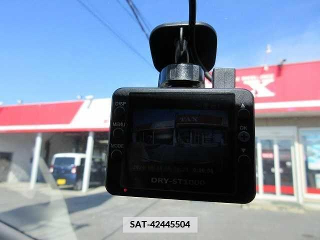 Nissan NOTE 2012-09 365346-4