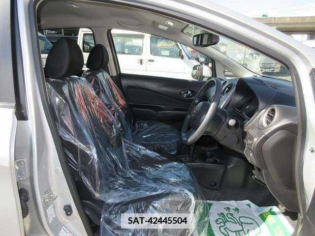 Nissan NOTE 2012-09 365346-11