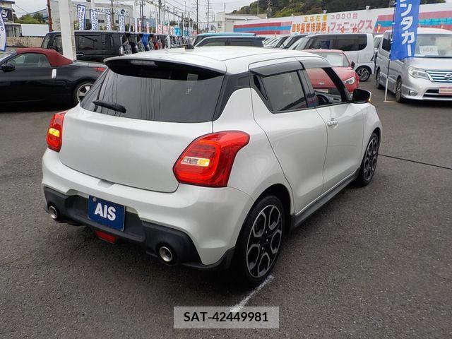 Suzuki SWIFT 2017-09 286596-5