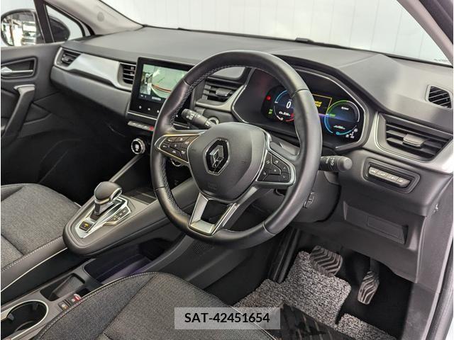 Renault CAPTUR 2022-10 243838-1