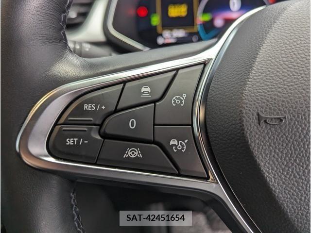 Renault CAPTUR 2022-10 243838-7