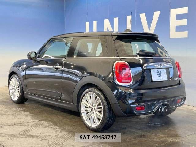 Bmw MINI 2015-04 211142-18