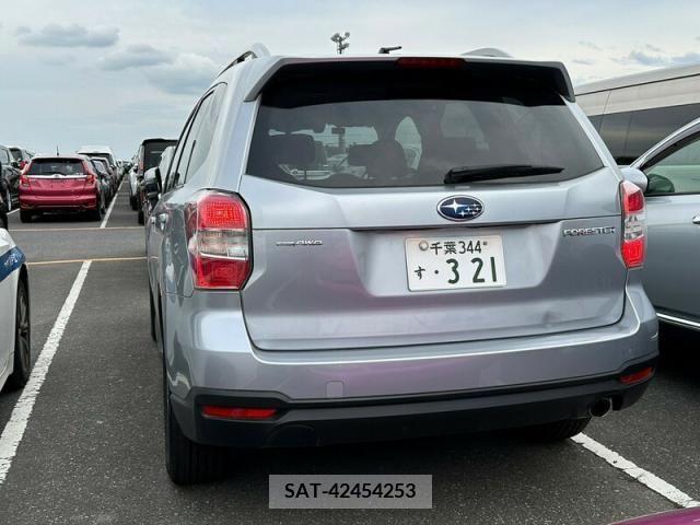 Subaru FORESTER 2012-11 386842-11