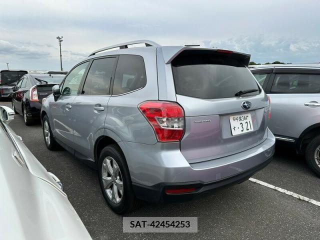 Subaru FORESTER 2012-11 386842-8