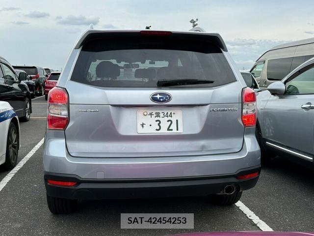 Subaru FORESTER 2012-11 386842-12