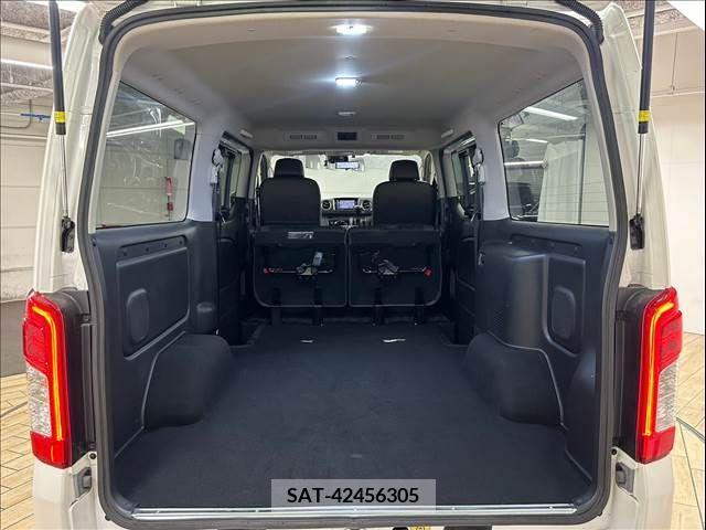 Nissan Caravan 2023-02 389863-19