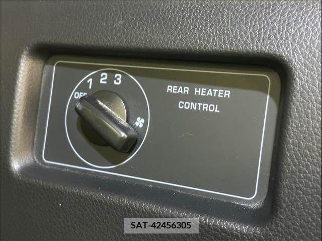 Nissan Caravan 2023-02 389863-5