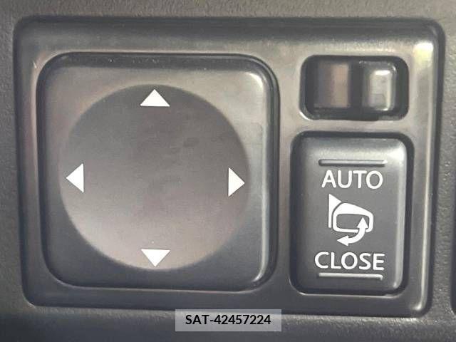 Nissan JUKE 2011-06 362218-7