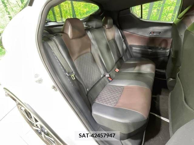 Toyota C-HR 2018-02 264580-9