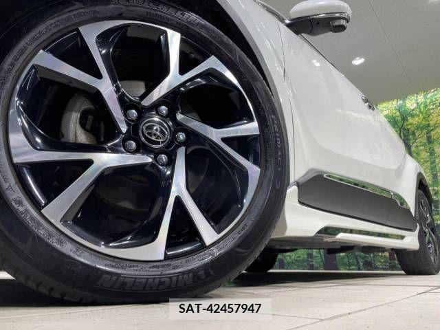 Toyota C-HR 2018-02 264580-13