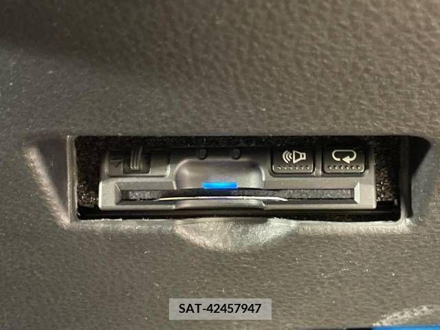 Toyota C-HR 2018-02 264580-7