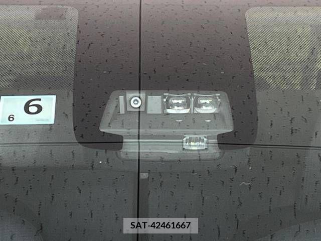 Toyota SIENTA 2017-06 314435-4