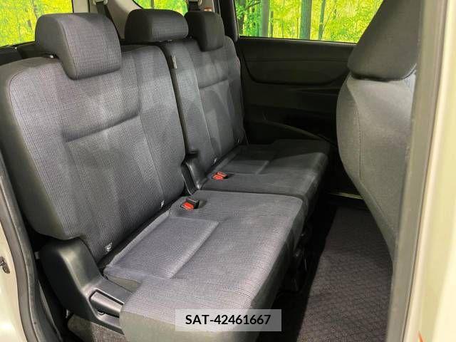 Toyota SIENTA 2017-06 314435-9