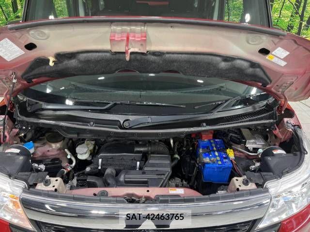 Suzuki SPACIA 2017-04 285864-18