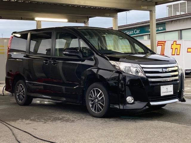 Toyota NOAH 2014-01 33-2