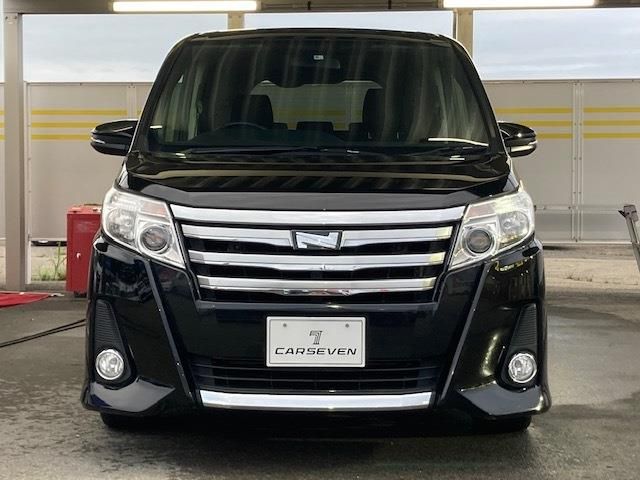 Toyota NOAH 2014-01 33-1