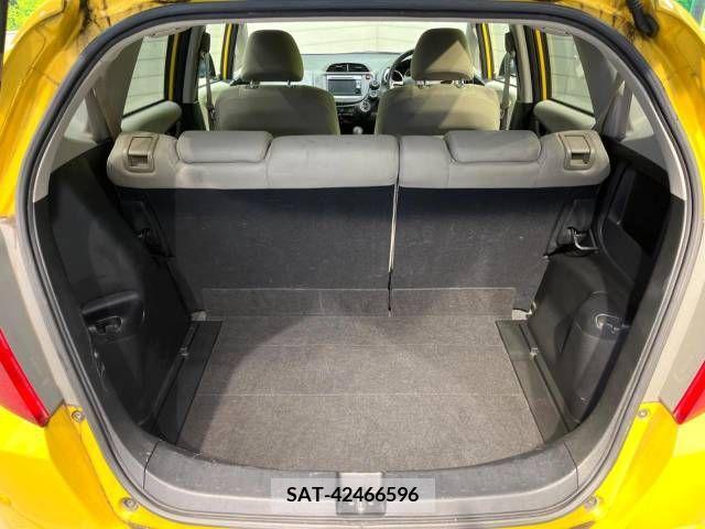 Honda FIT 2011-06 251968-9