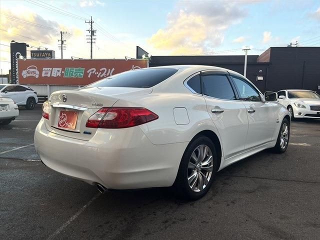 Nissan FUGA HYBRID 2011-12 4707-4