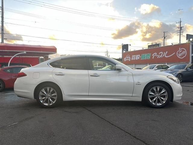 Nissan FUGA HYBRID 2011-12 4707-3