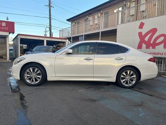 Nissan FUGA HYBRID 2011-12 4707-7