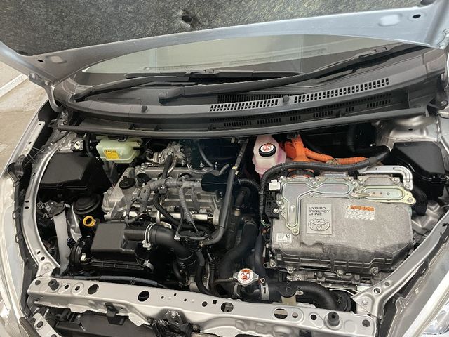 Toyota AQUA 2017-03 15371-26