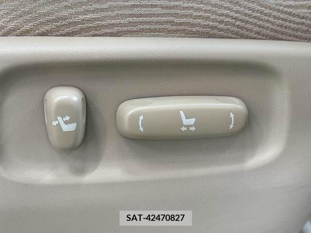 Toyota VELLFIRE 2012-05 341336-7