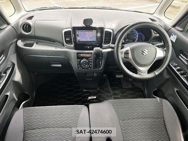 Suzuki SPACIA 2014-01 377661-1