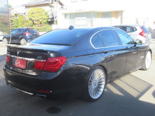 Bmw 7 SERIES 2010-05 180955-2