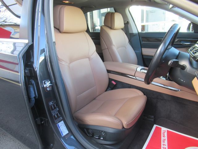 Bmw 7 SERIES 2010-05 180955-19