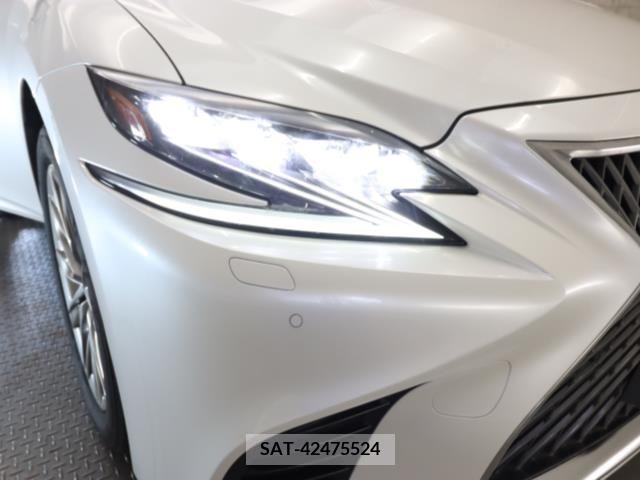 Lexus LS 2018-02 362880-19