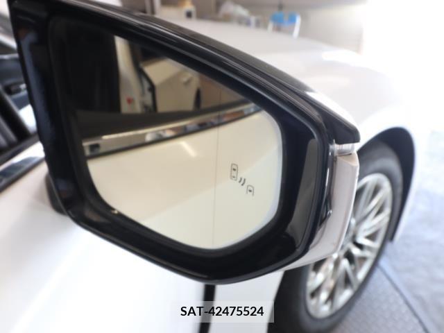Lexus LS 2018-02 362880-26
