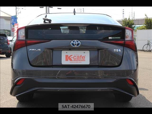 Toyota PRIUS 2021-03 331691-4