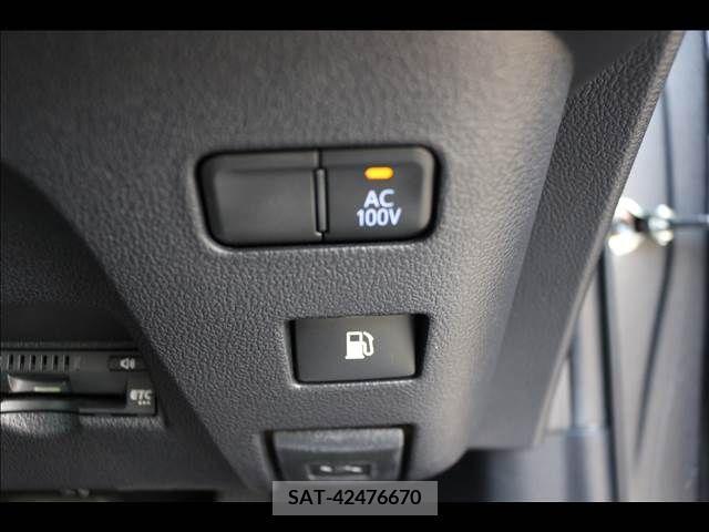Toyota PRIUS 2021-03 331691-28