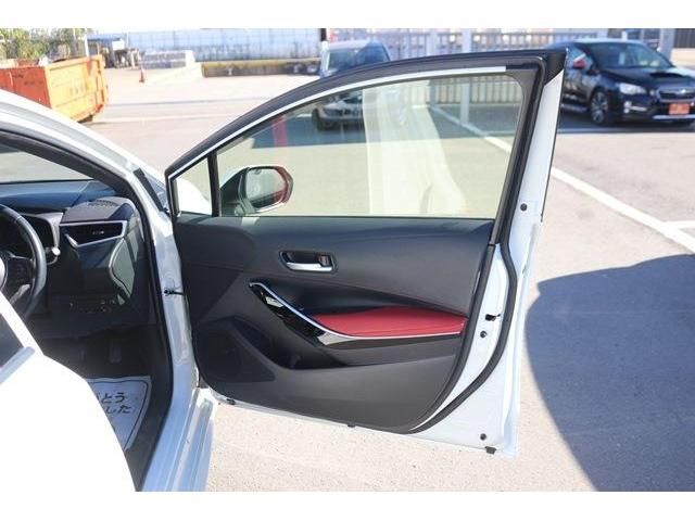 Toyota COROLLA SPORT 2019-06 182262-8