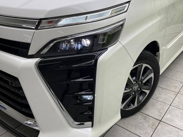 Toyota VOXY 2020-08 191611-13