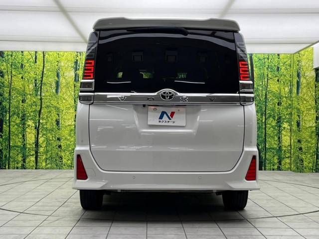 Toyota VOXY 2020-08 191611-16