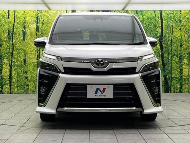 Toyota VOXY 2020-08 191611-15