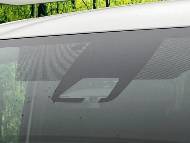 Toyota VOXY 2020-08 191611-3
