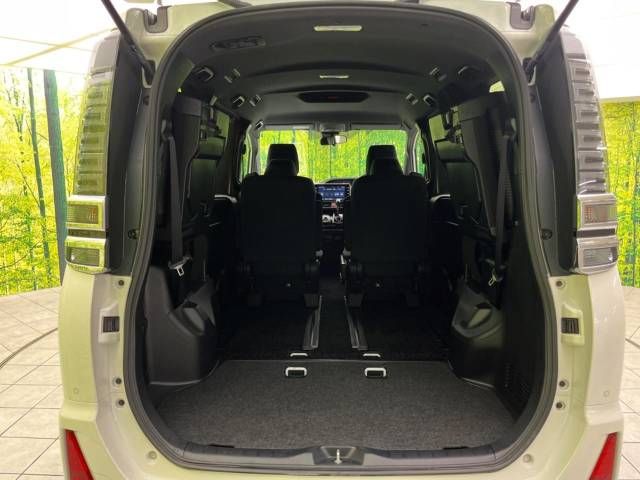 Toyota VOXY 2020-08 191611-11