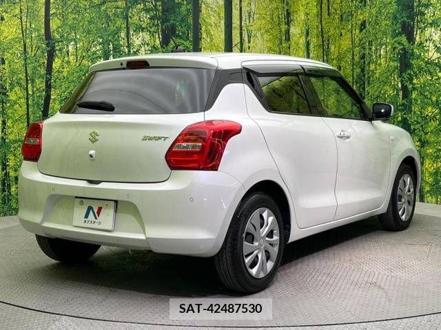 Suzuki SWIFT 2021-10 286615-17