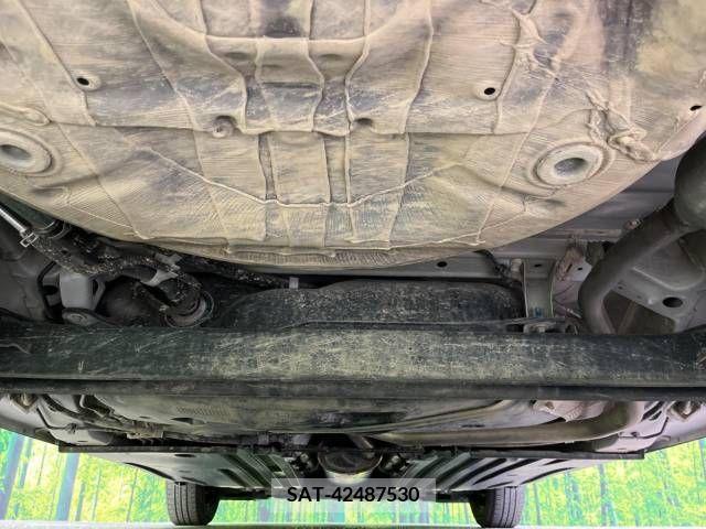 Suzuki SWIFT 2021-10 286615-19