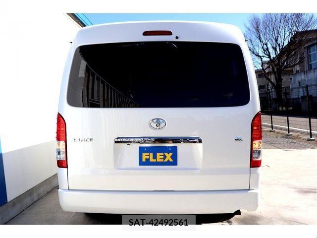 Toyota HIACE WAGON 2015-01 215096-7